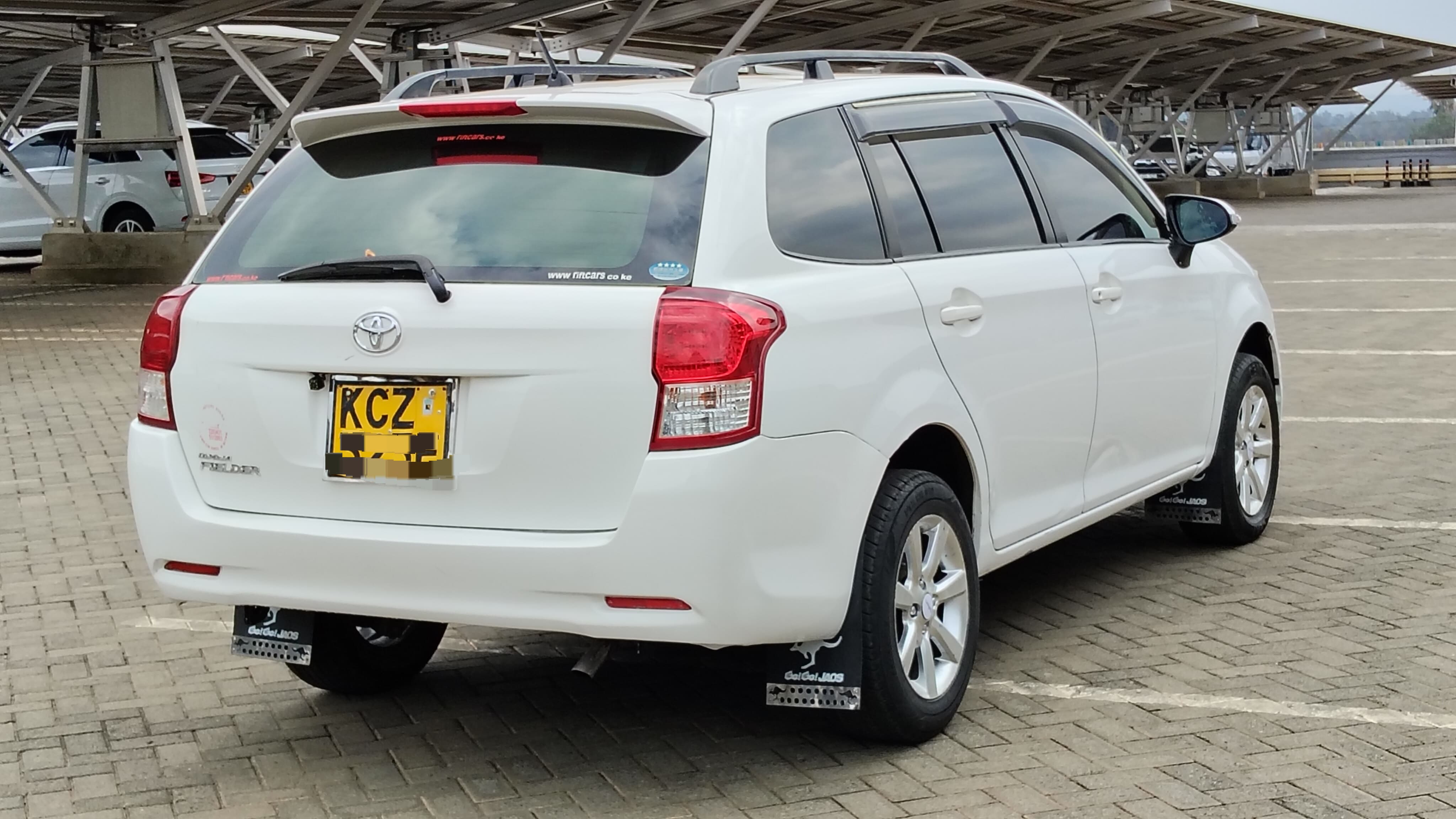 TOYOTA FIELDER - 9