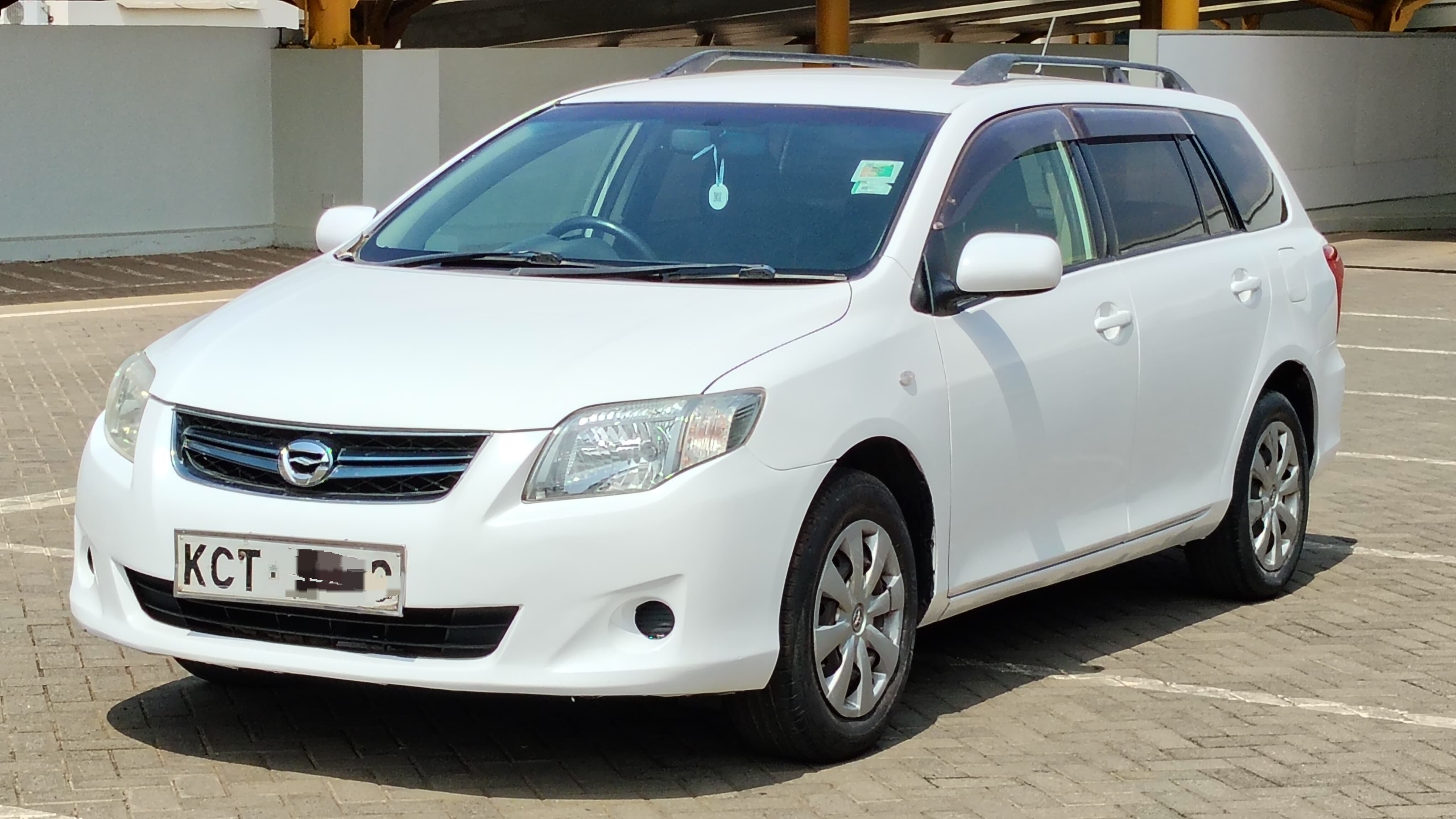TOYOTA FIELDER - 0