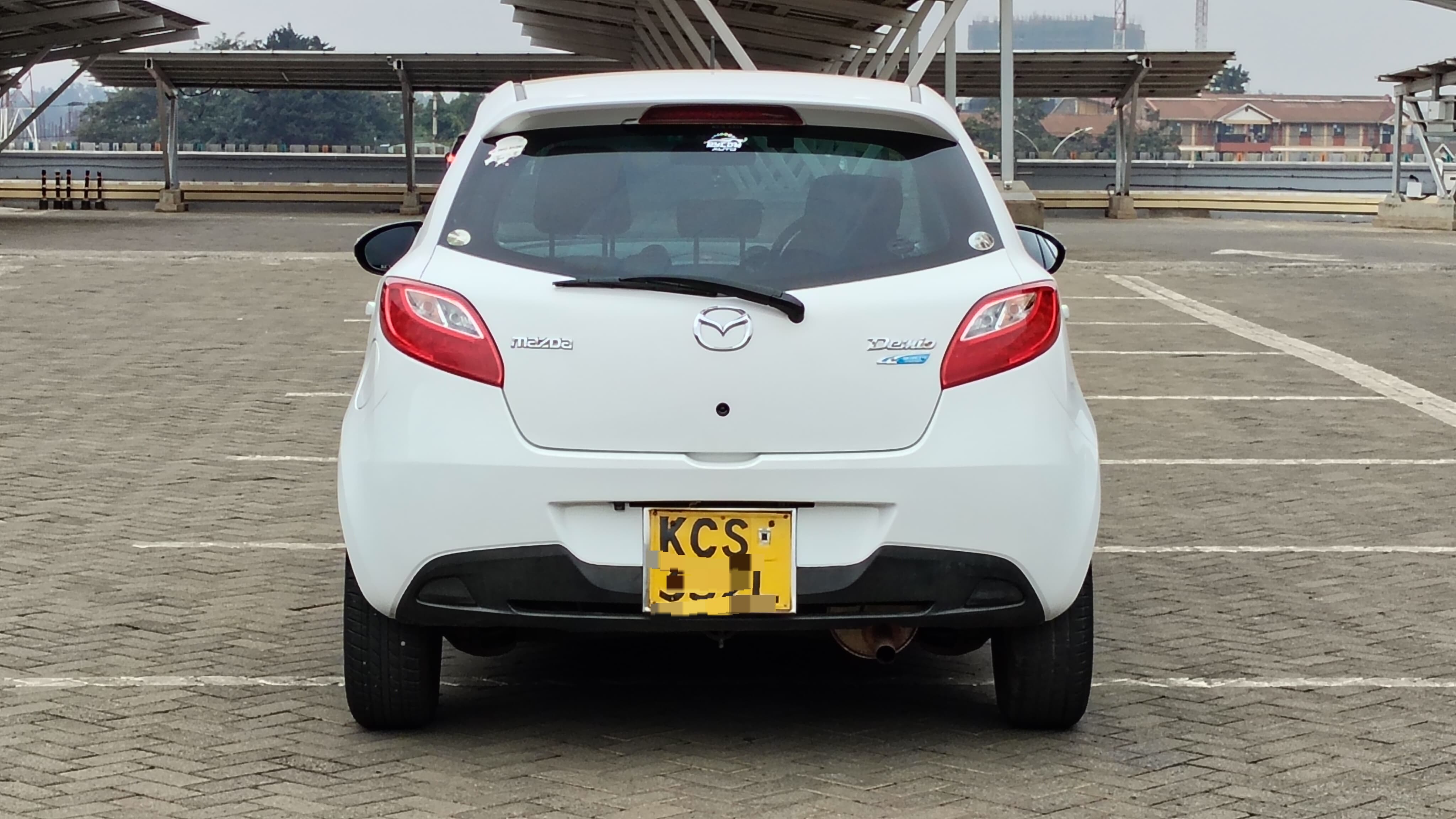 MAZDA DEMIO - 4